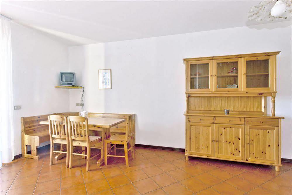 Residence Primera Rompala, Gtsgroup Тіньяле Екстер'єр фото