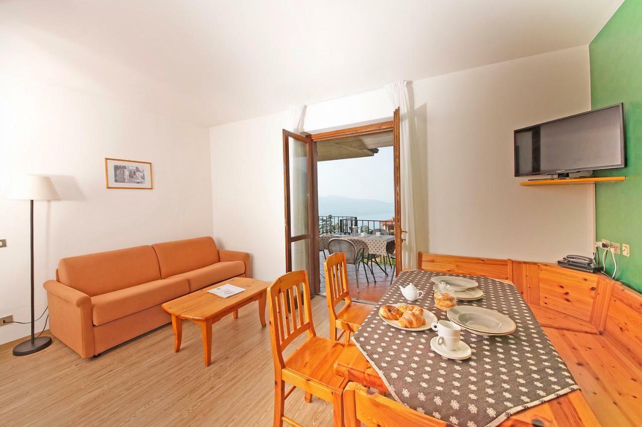 Residence Primera Rompala, Gtsgroup Тіньяле Екстер'єр фото
